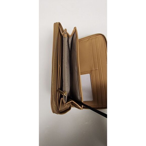 Steve Madden 2pc Scarf & Wallet Set/ Free Scarf - Picture 7 of 11